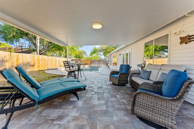 956 EDGEHILL DRIVE, Palm Harbor, FL 34684