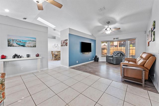 956 EDGEHILL DRIVE, Palm Harbor, FL 34684