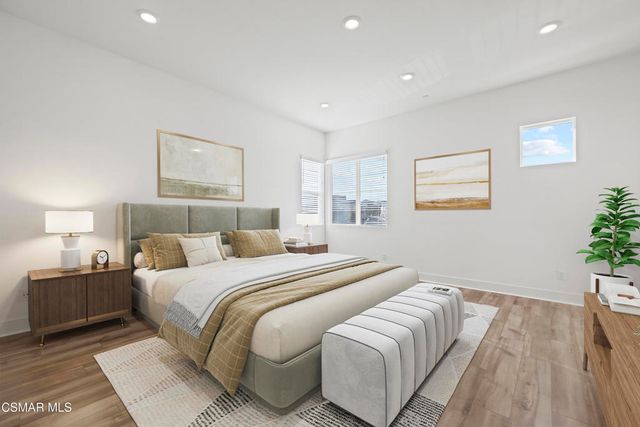 27503 N Golden Currant Place, Valencia, CA 91381