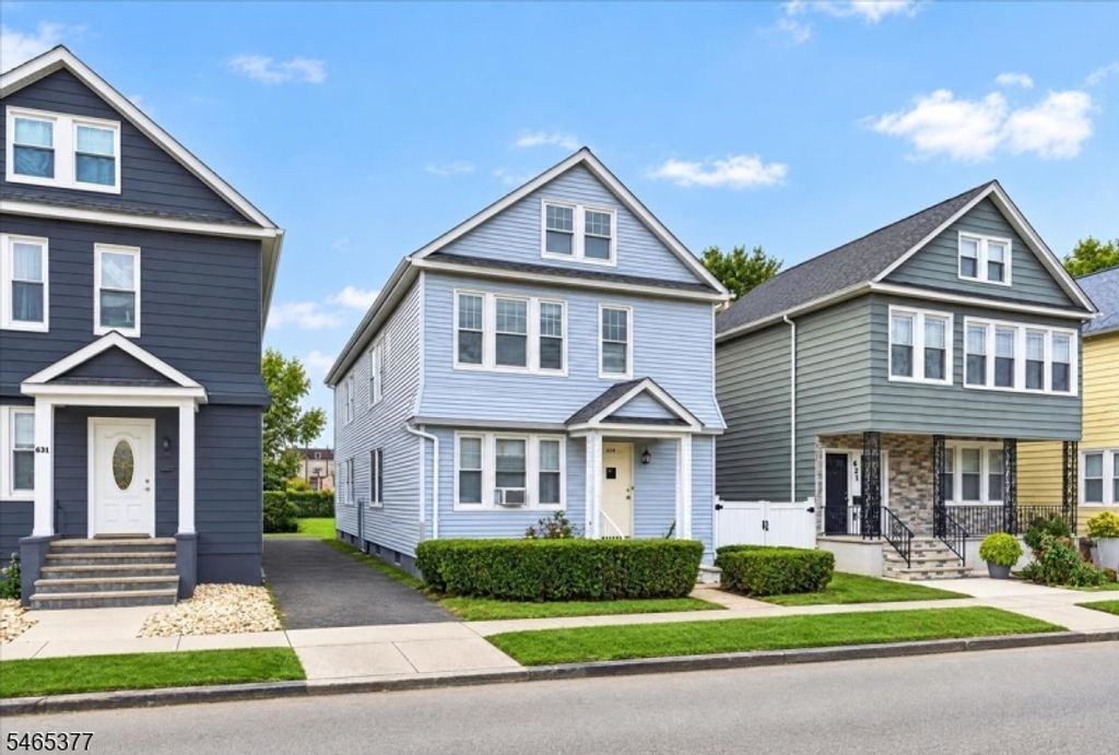 629 Maple Ave, Elizabeth City, NJ 07202 — photo 2
