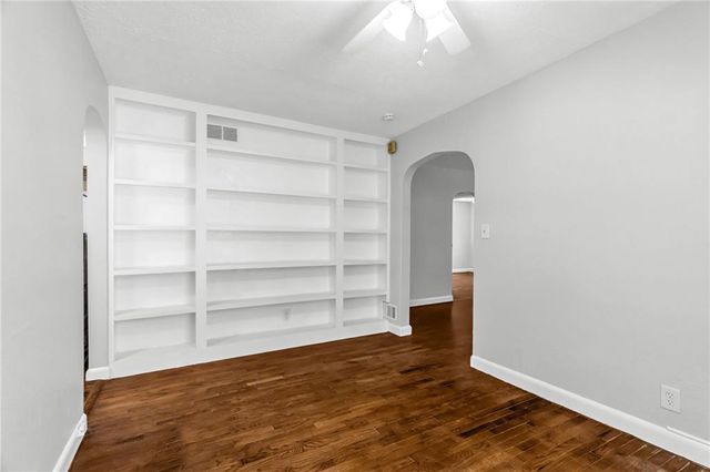 3701 NE 34 Terrace, Kansas City, MO 64117