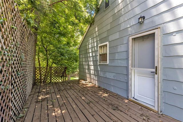 3701 NE 34 Terrace, Kansas City, MO 64117