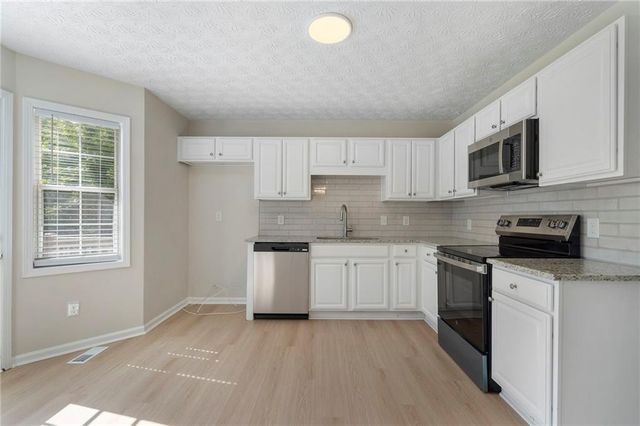 49 Patty Drive, Dallas, GA 30157