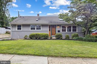 2108 PEACHTREE DR, Wilmington, DE 19805