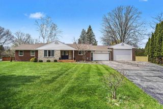 7680 Hillshire Court, Saginaw, MI 48609