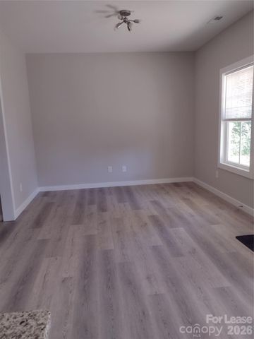 303 N Crigler Street, Charlotte, NC 28216