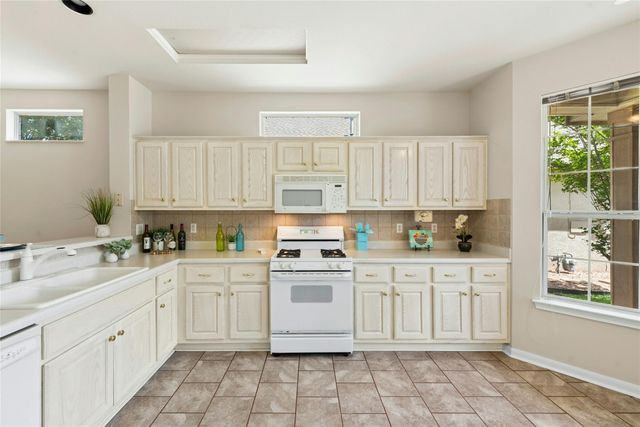 104 Anemone WAY, Georgetown, TX 78633