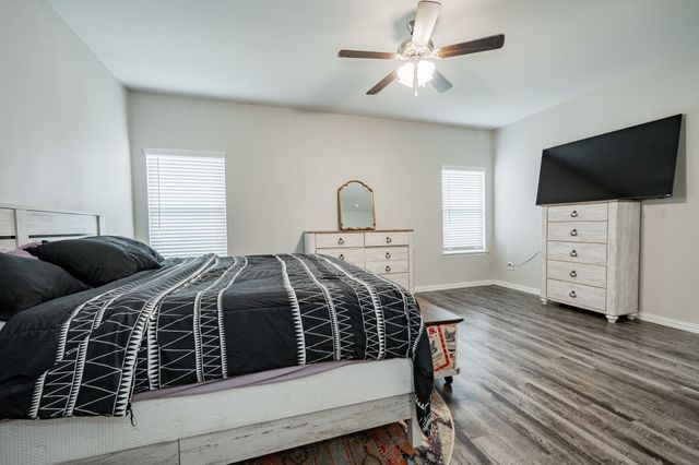 107 Willowbend Loop, Mabank, TX 75147