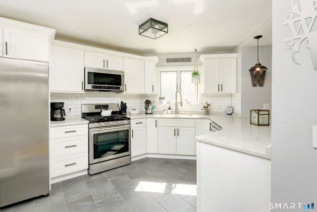 5 Flat Rock Road, Plainfield, CT 06374