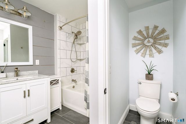 5 Flat Rock Road, Plainfield, CT 06374