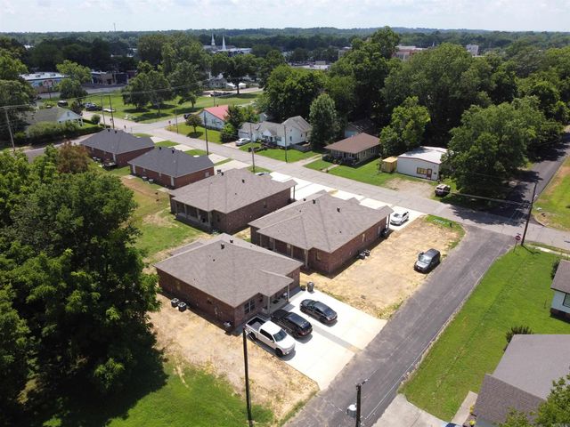 508 and 510 N Oak St, Searcy, AR 72143
