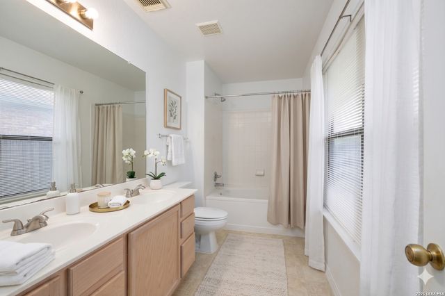 10546 Elderpond, San Antonio, TX 78254