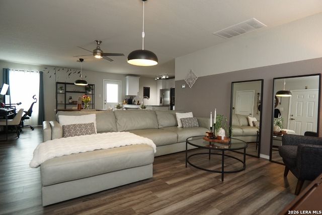 4231 MESA CV, San Antonio, TX 78237