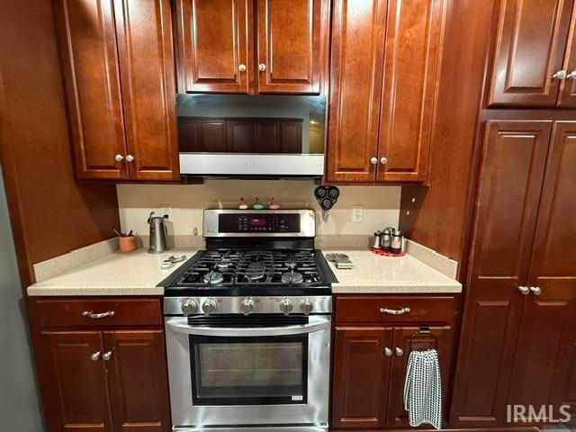 4755 Donington Drive, Bloomington, IN 47401