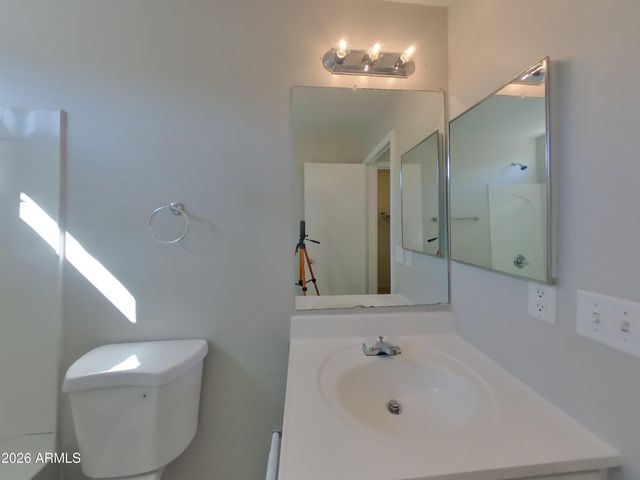 3921 W IRWIN Avenue, Phoenix, AZ 85041