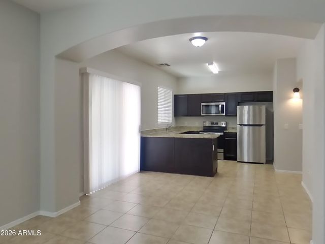 3921 W IRWIN Avenue, Phoenix, AZ 85041