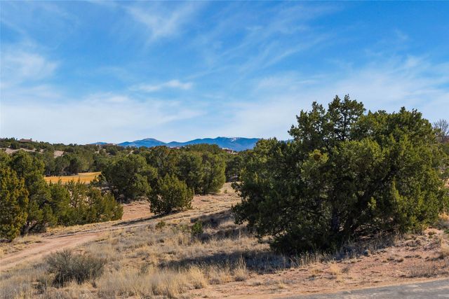 10A Deer Stalker, Santa Fe, NM 87506