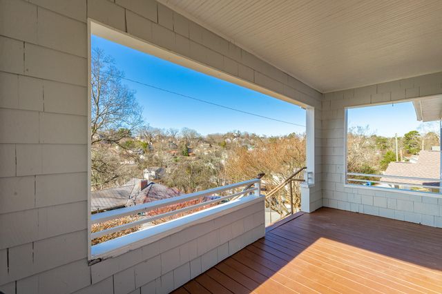 516 Moonhollow Lane, Chattanooga, TN 37405