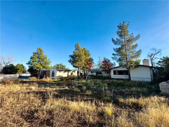 2790 E Jagerson Avenue, Kingman, AZ 86409