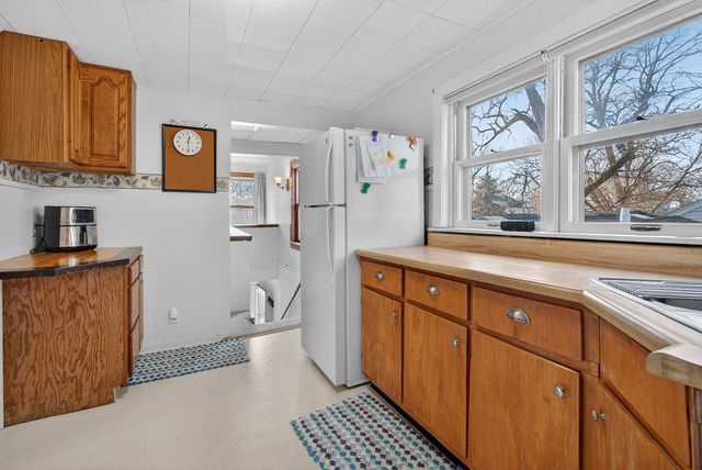 530 E Main Street, Morris, IL 60450