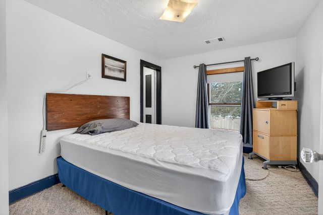 530 E Main Street, Morris, IL 60450