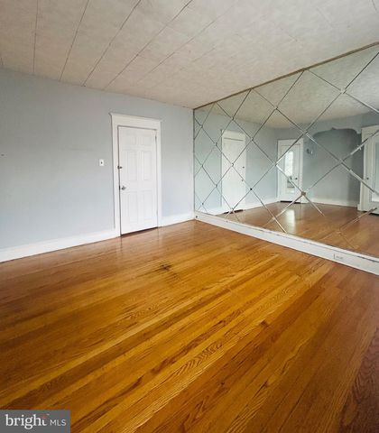 244 HUNTLEY RD, Upper Darby, PA 19082
