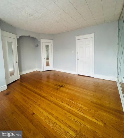244 HUNTLEY RD, Upper Darby, PA 19082