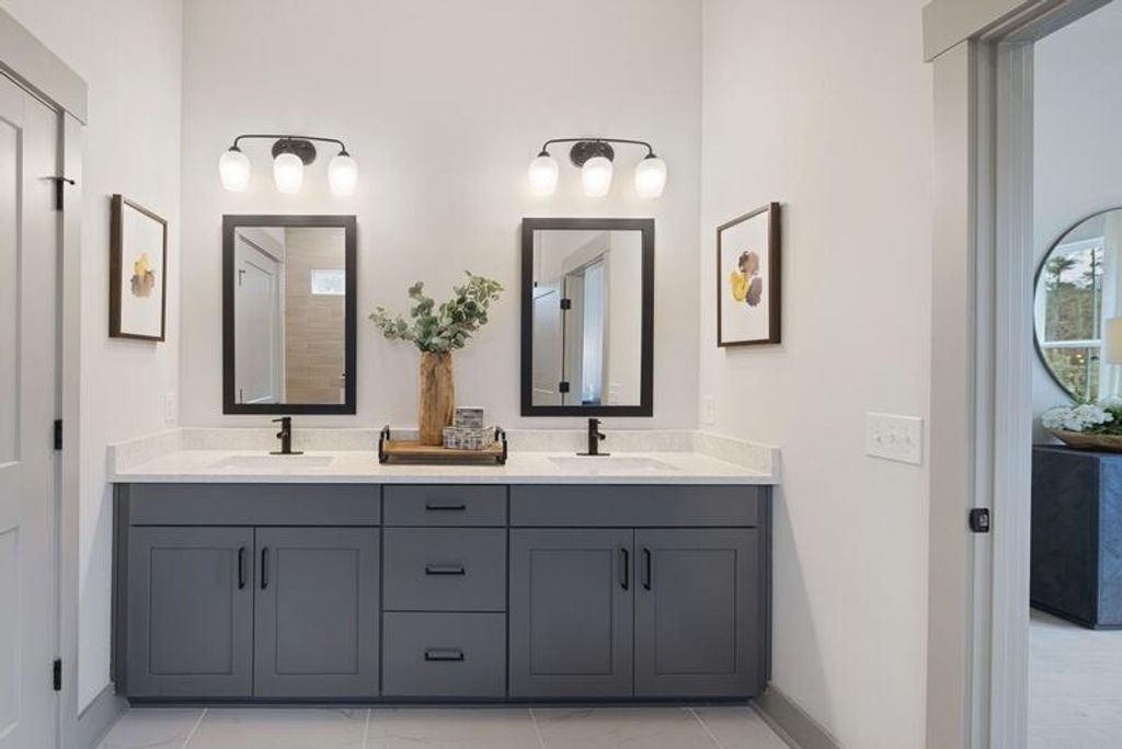 Image 19 of property listing at 187 Lazy Acres Loop, Summerville, SC 29483