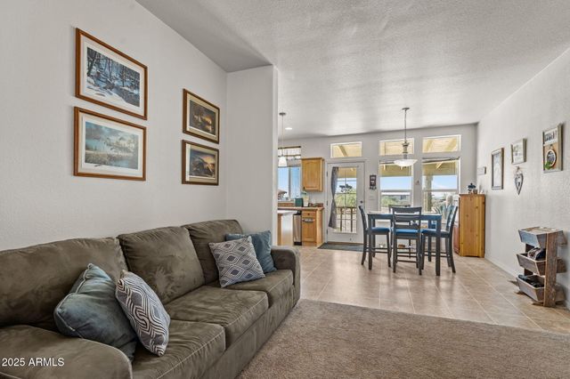 23315 W STAGHORN Lane, Congress, AZ 85332