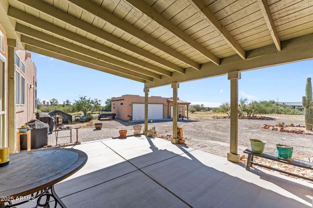 23315 W STAGHORN Lane, Congress, AZ 85332