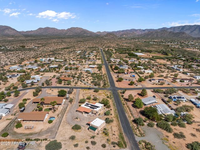 23315 W STAGHORN Lane, Congress, AZ 85332