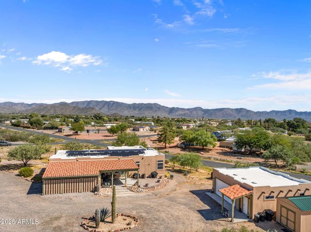 23315 W STAGHORN Lane, Congress, AZ 85332