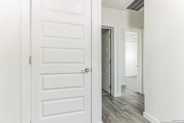 911 Piedmont Ave, San Antonio, TX 78210