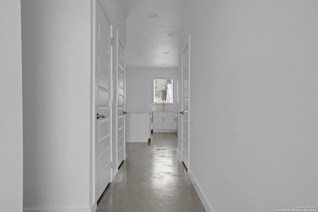 911 Piedmont Ave, San Antonio, TX 78210