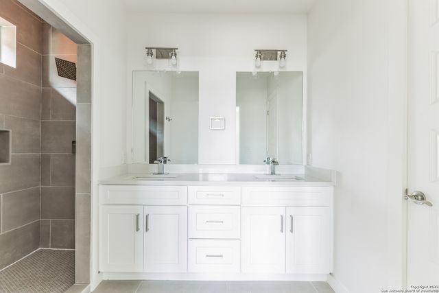 911 Piedmont Ave, San Antonio, TX 78210