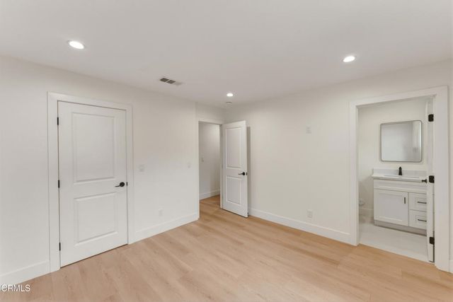 2343 Calle Alucema, Thousand Oaks, CA 91360