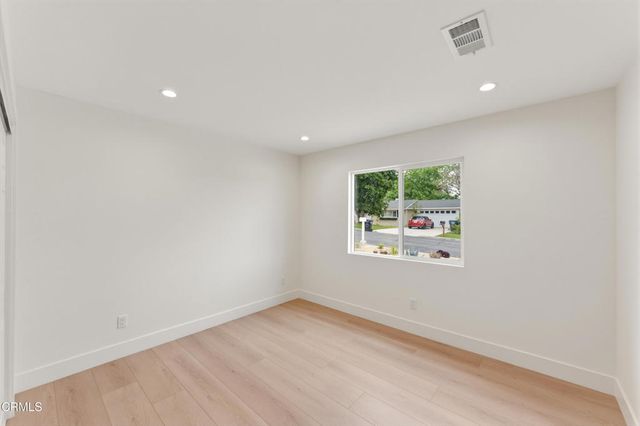 2343 Calle Alucema, Thousand Oaks, CA 91360