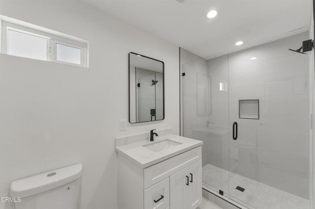 2343 Calle Alucema, Thousand Oaks, CA 91360