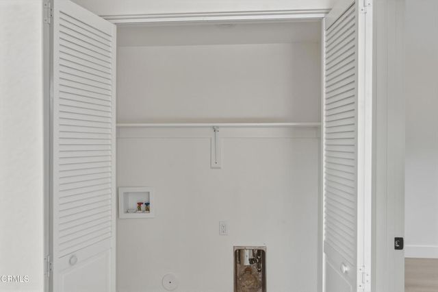 2343 Calle Alucema, Thousand Oaks, CA 91360