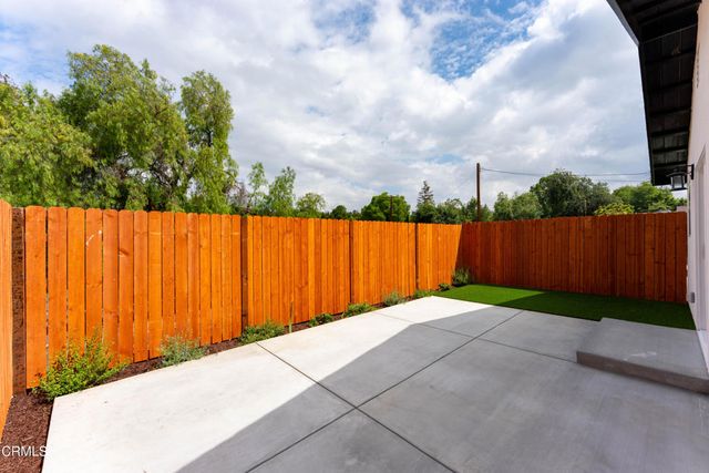 2343 Calle Alucema, Thousand Oaks, CA 91360