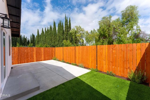 2343 Calle Alucema, Thousand Oaks, CA 91360