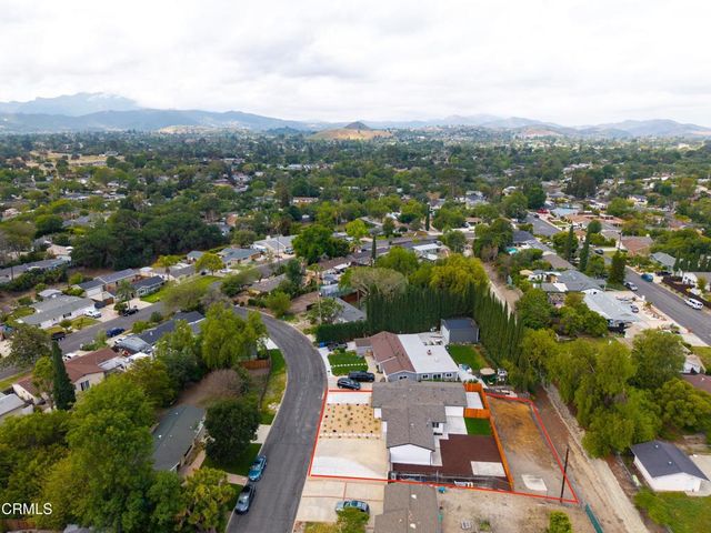 2343 Calle Alucema, Thousand Oaks, CA 91360