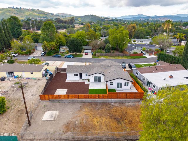 2343 Calle Alucema, Thousand Oaks, CA 91360