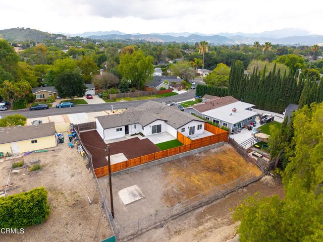 2343 Calle Alucema, Thousand Oaks, CA 91360