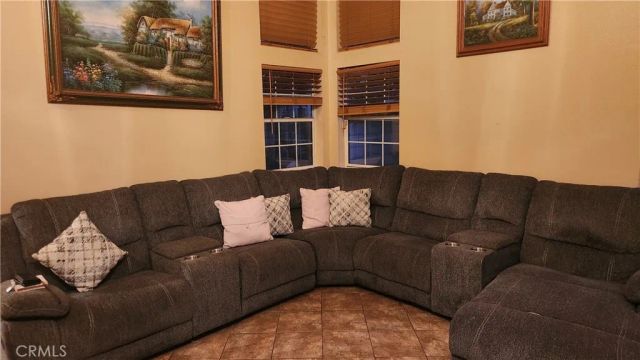 2631 Candia, Simi Valley, CA 93065