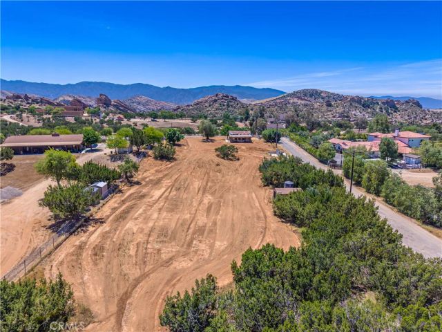 10367 Escondido Canyon, Agua Dulce, CA 91390