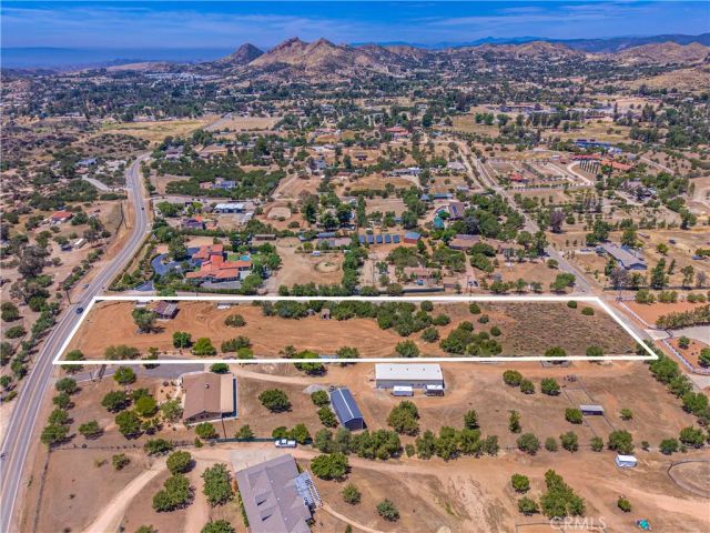 10367 Escondido Canyon, Agua Dulce, CA 91390