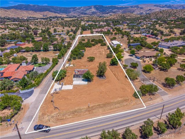 10367 Escondido Canyon, Agua Dulce, CA 91390