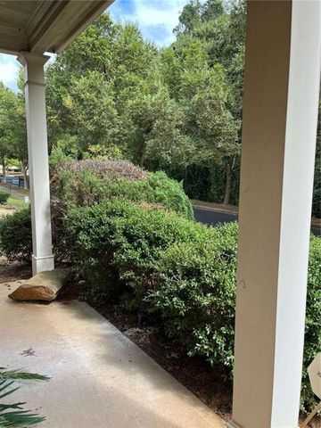 6127 Landers Loop, Fairburn, GA 30213