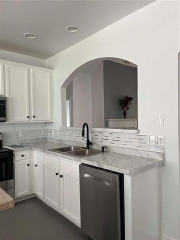 6127 Landers Loop, Fairburn, GA 30213